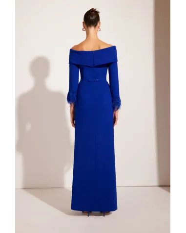 Vestido Largo con Plumas Carla Ruiz | Jayme Shop