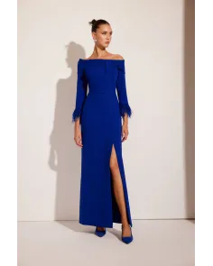 Vestido Largo con Plumas Carla Ruiz | Jayme Shop