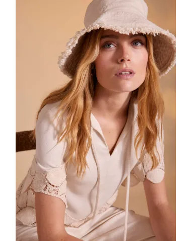 Blusa con Encaje Arggido | Jayme Shop