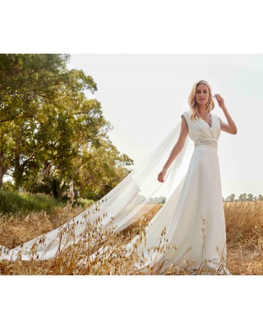 Vestido de Novia Con Escote en V Matilde Cano | Jayme Shop