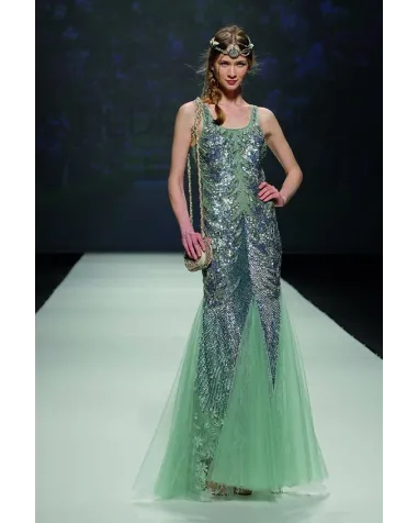 Vestido largo en tull y pedrería Matilde Cano | Jayme Shop