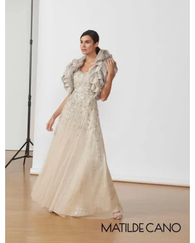 Vestido Largo Bordado en Pedrería Matilde Cano | Jayme Shop