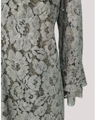 Vestido Corto de Encaje con Volantes Oky | Jayme Shop