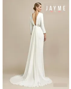 Vestido de Novia Esthefan con aplique floral en cintura